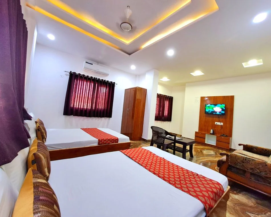 Family-Four-Bed-Room-in-udaipur-1-950x760