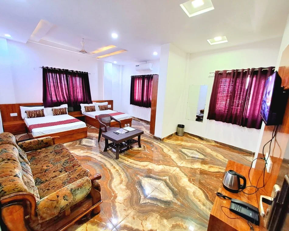 Family-Four-Bed-Room-in-udaipur-2-950x760