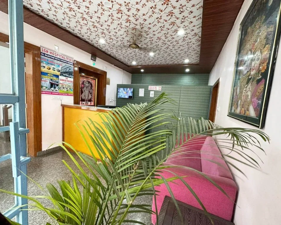 hotelsunrisepalaceudaipur-slider-4-950x760